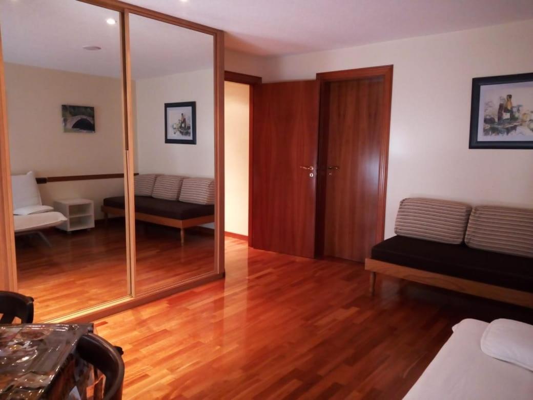Apartaments Turistics Pirineu Soldeu Exterior photo